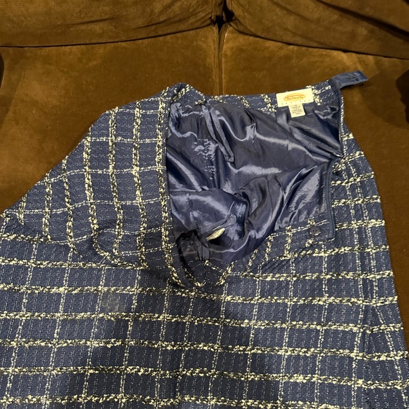 Talbots Vintage Blue,White,Black plaid Midi Skirt SZ 12 Zip In Back Closure. - Picture 8 of 12